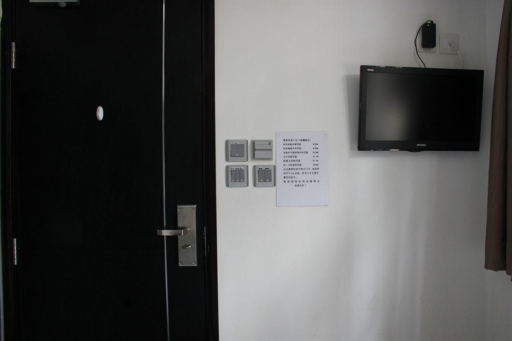 Move Inn Гонконг Экстерьер фото