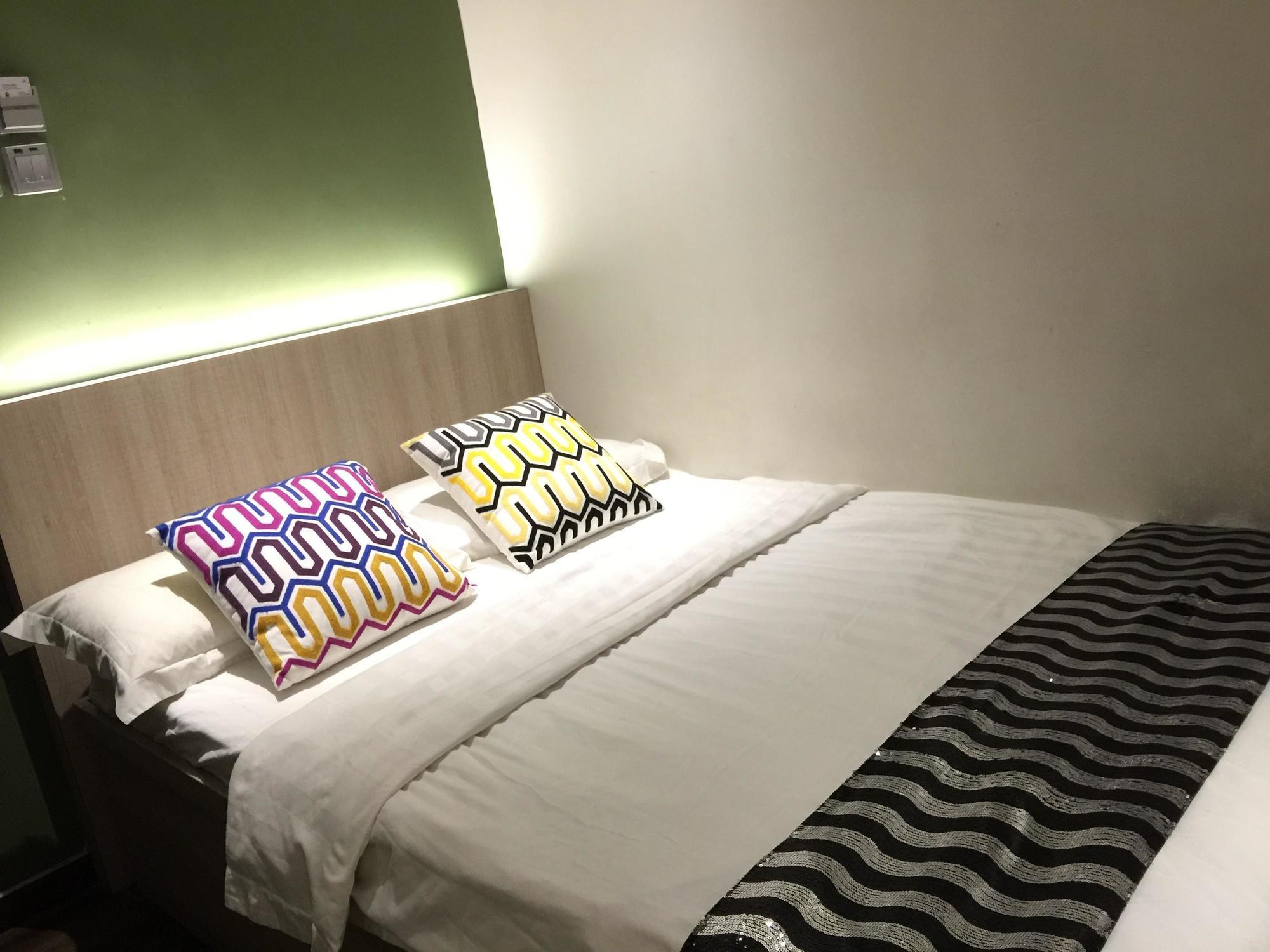 Move Inn Гонконг Экстерьер фото